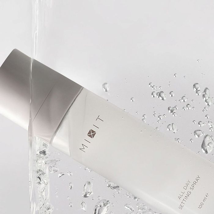 Фиксирующий спрей для макияжа MIXIT Make Up Setting Spray 100мл