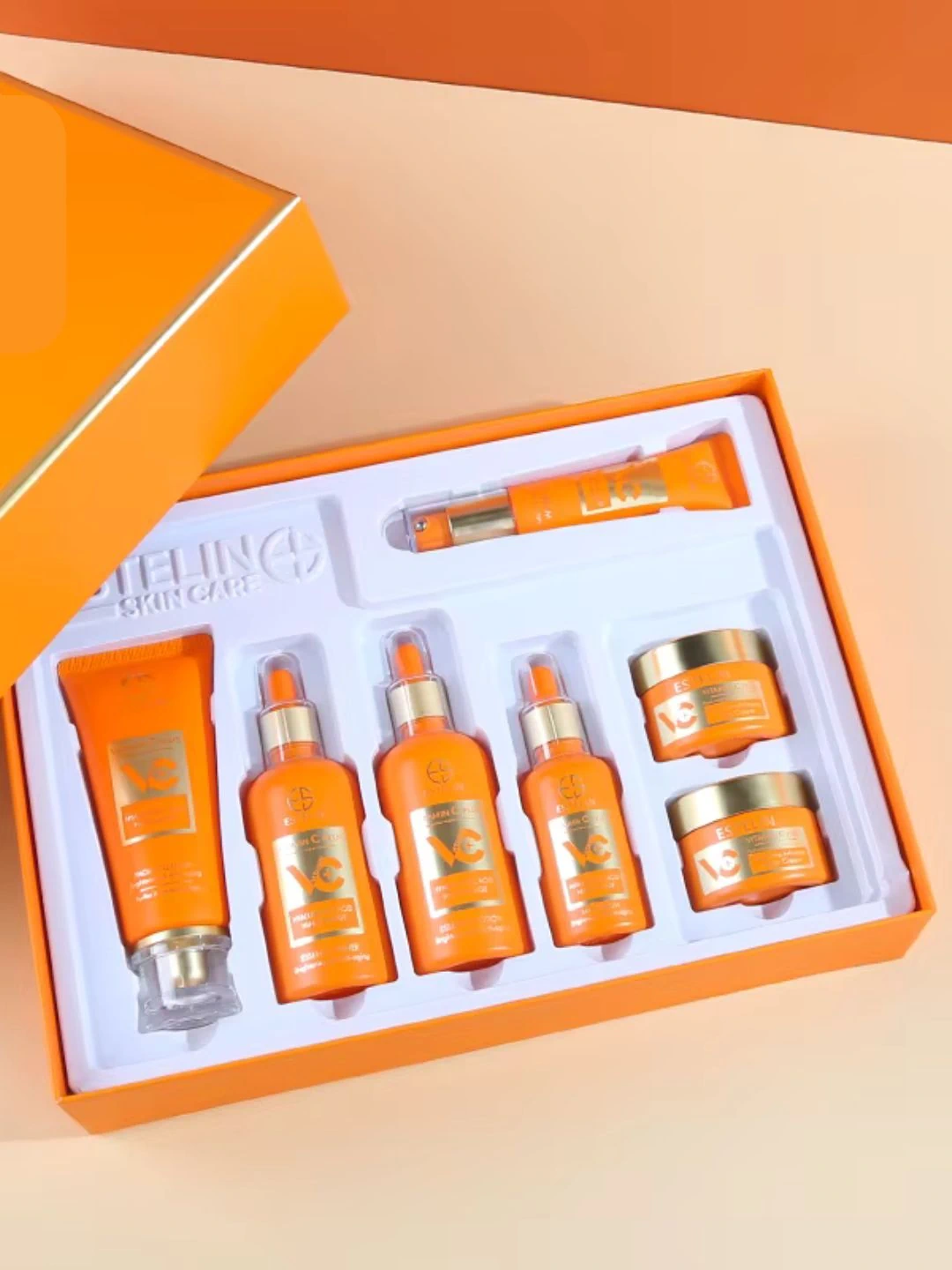 Набор Vitamin C Plus Brightening & Anti-Aging Skin Care Set 7pcs/set