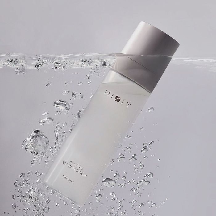Фиксирующий спрей для макияжа MIXIT Make Up Setting Spray 100мл