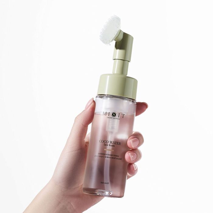 Очищающая пенка для нормальной и чувствительной кожи MIXIT Coco water Face Foam 150мл