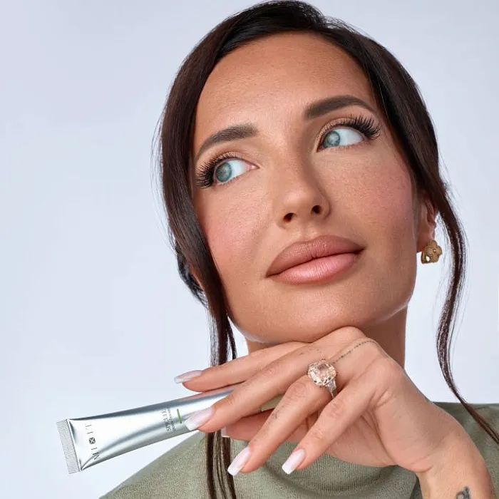 Крем-бустер со спикулами MIXIT Spicule Face Booster 15мл