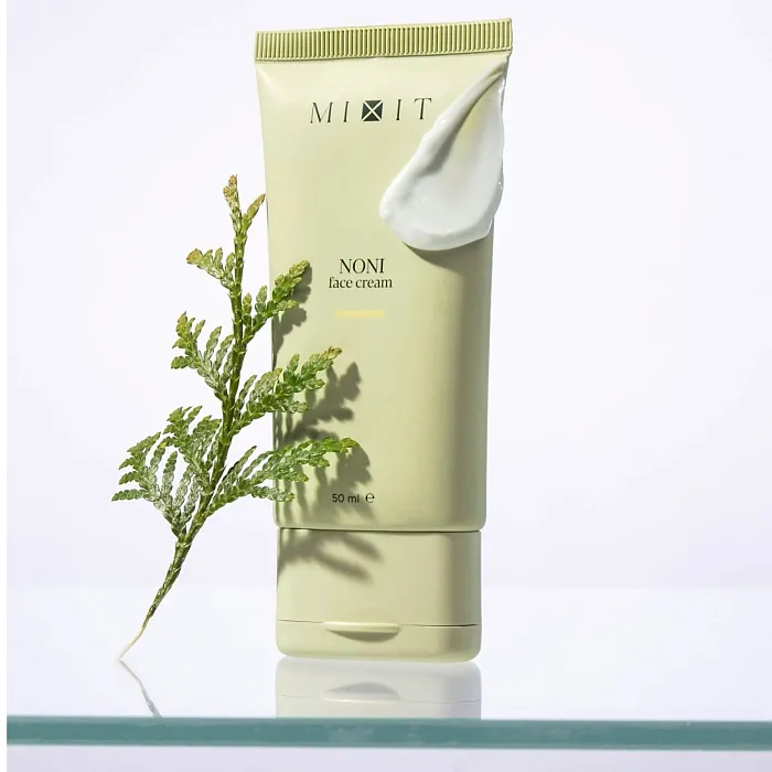 Восстанавливающий крем для лица с экстрактом нони MIXIT Noni face cream 50мл
