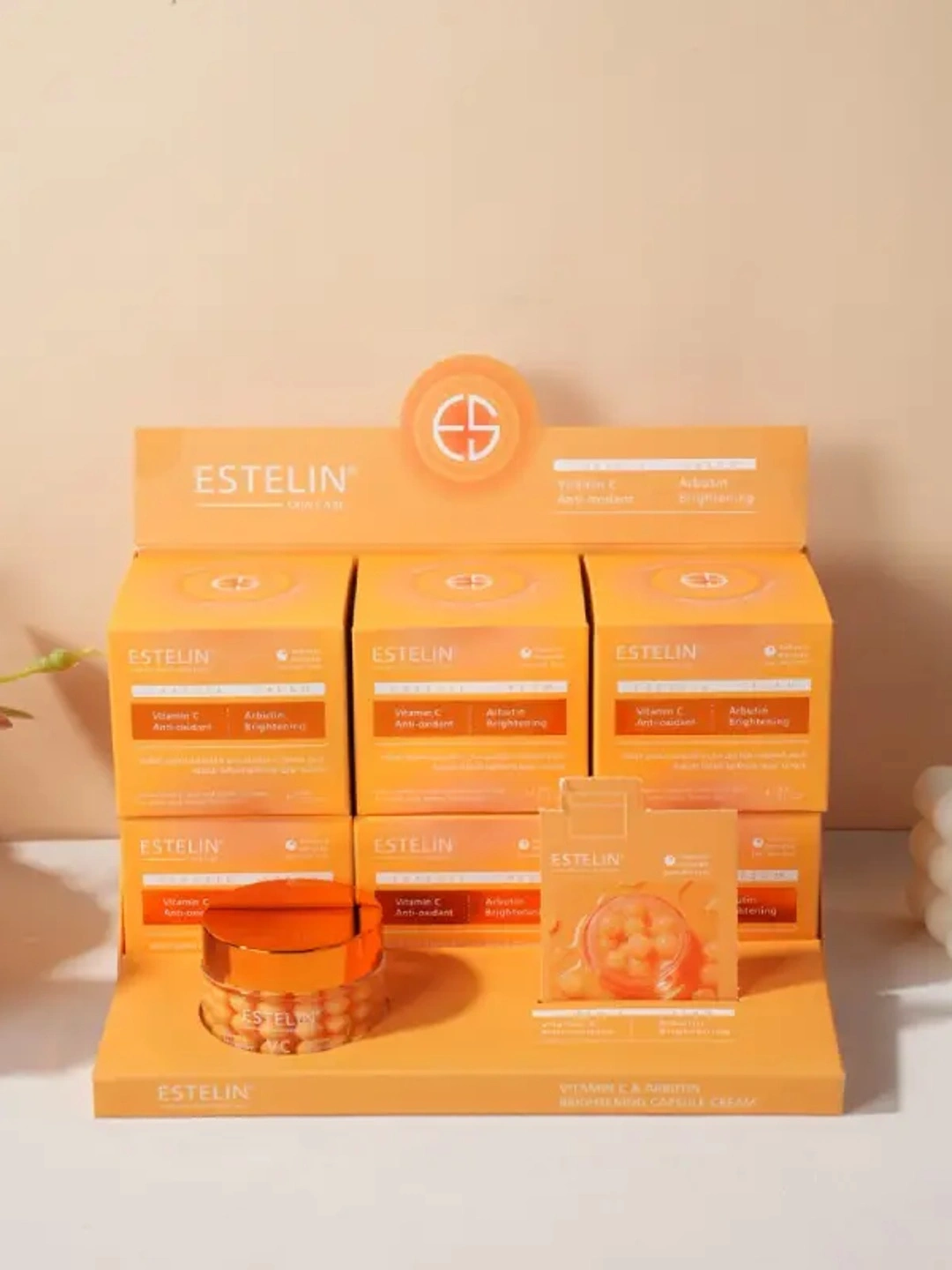 Питательный крем для лица с витамином С и арбутином Estelin Vitamin C & Arbutin Brightening Capsule Cream, 60 г